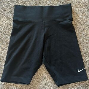 Black Nike women’s bike shorts “ Tight Fit” size small